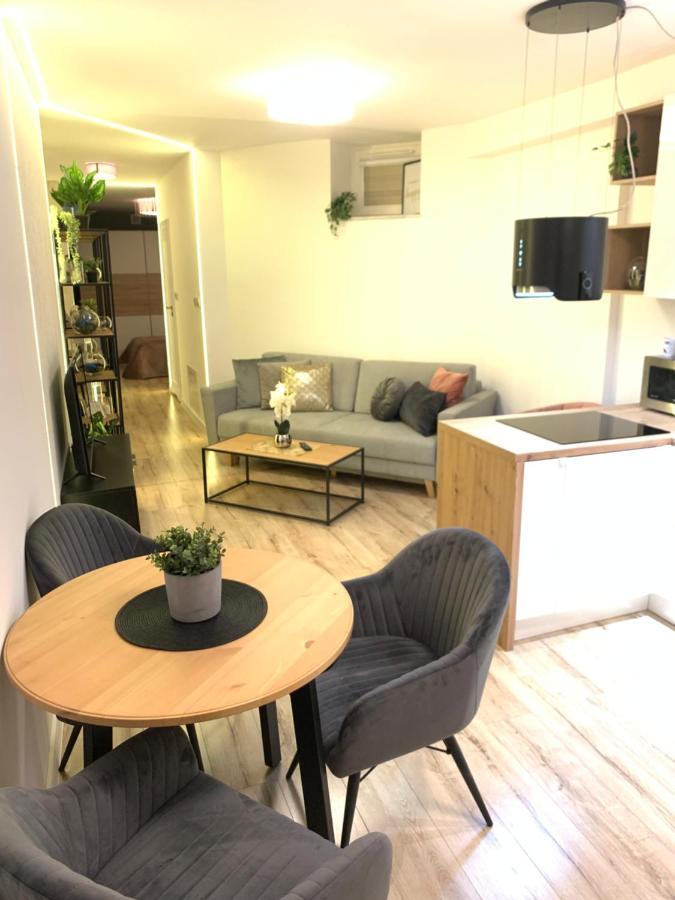 Moderno Apartament Krakow Ngoại thất bức ảnh