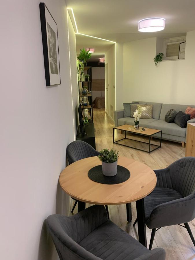 Moderno Apartament Krakow Ngoại thất bức ảnh